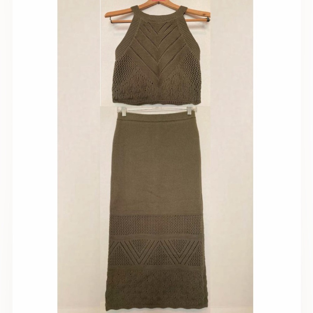 House Of Harlow 1960 New with Tags Size Small Two Piece Crochet Knit Set
